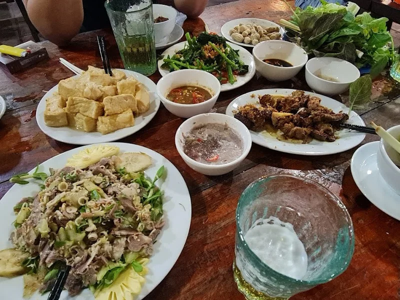 Quán Bia Hoàn Béo