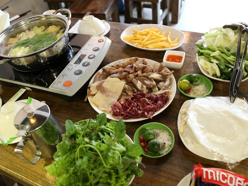 Bò Nhúng Dấm 555 Núi Trúc