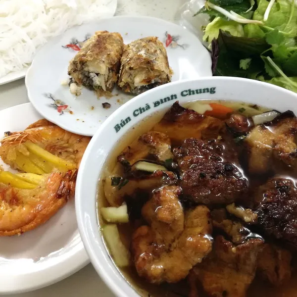 Bún Chả Que Tre Bình Chung