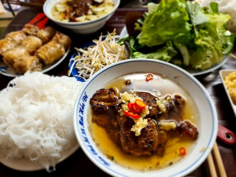 Quán Bún Chả Số 38