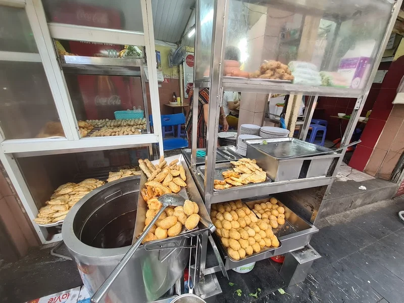 Cửa hàng bánh gối Lý Quốc Sư