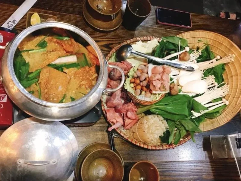 Sỉn Quán 47 Bát Đàn