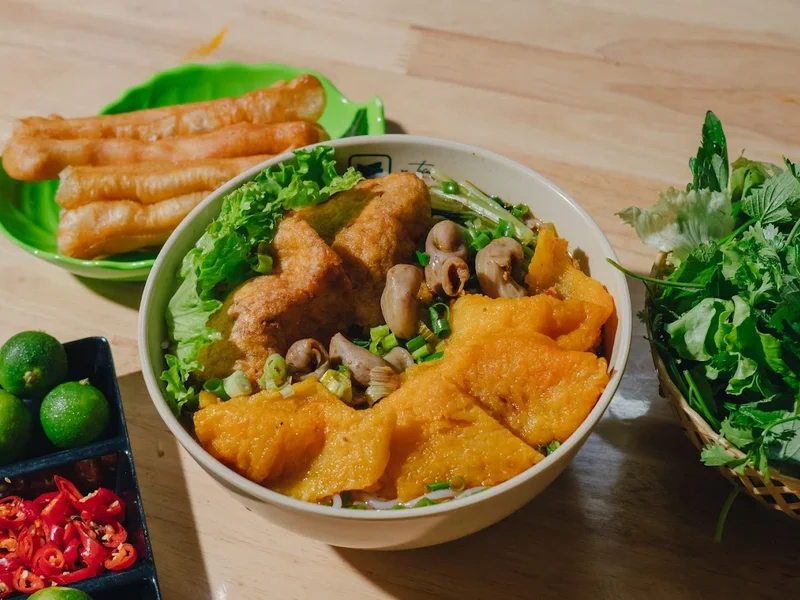 Tiệm Ăn No 14 Quang Trung