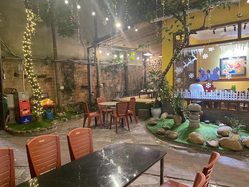 Nhà Hàng Vườn Nhậu - 285 Trần Khát Chân