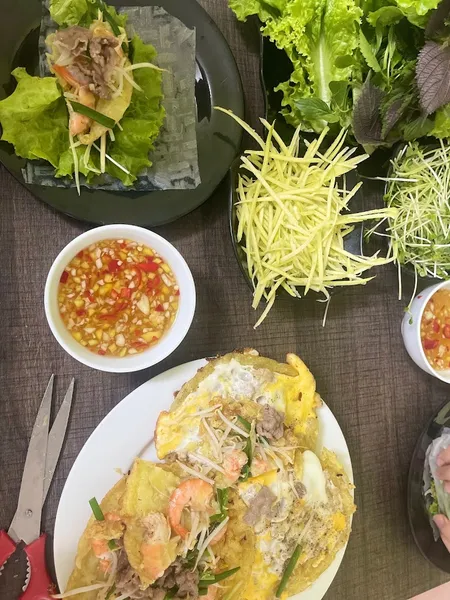 Bánh Xèo Tôm Nhảy Thanh Sang