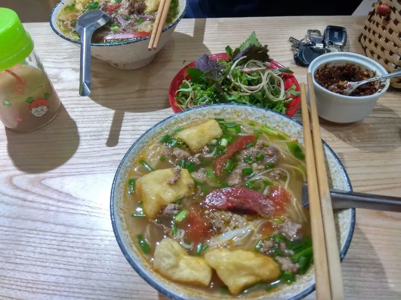 Quán bún riêu 40