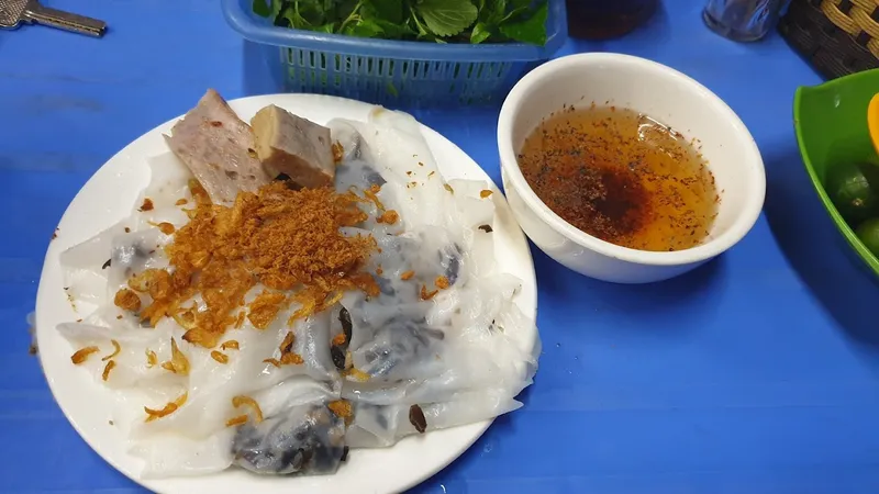 Bánh Cuốn 101 Bà Triệu