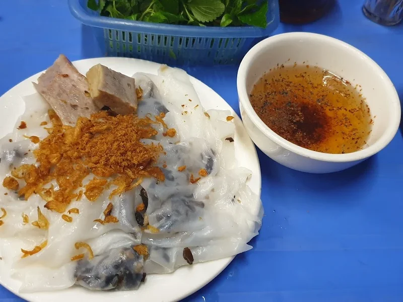 Bánh Cuốn 101 Bà Triệu