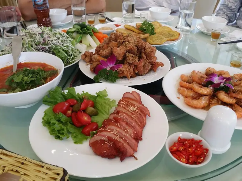 Nhà hàng Phố Cũ