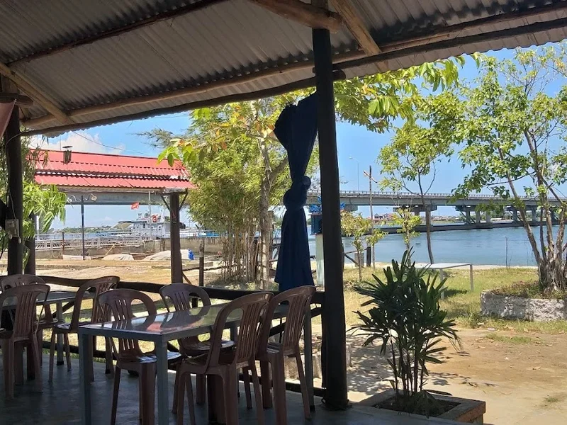 Nhà Hàng Thiên Giang