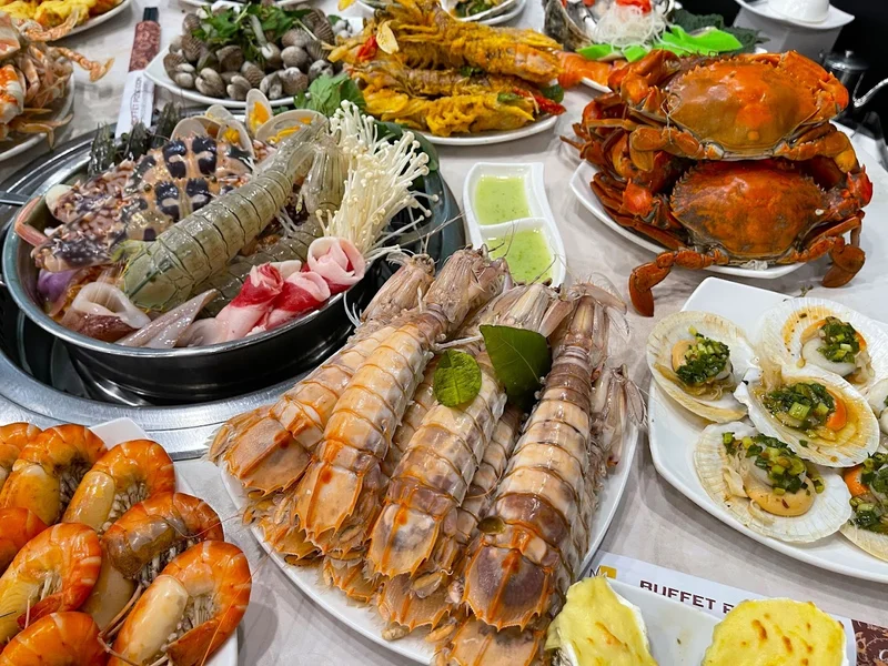 Buffet Poseidon Long Biên