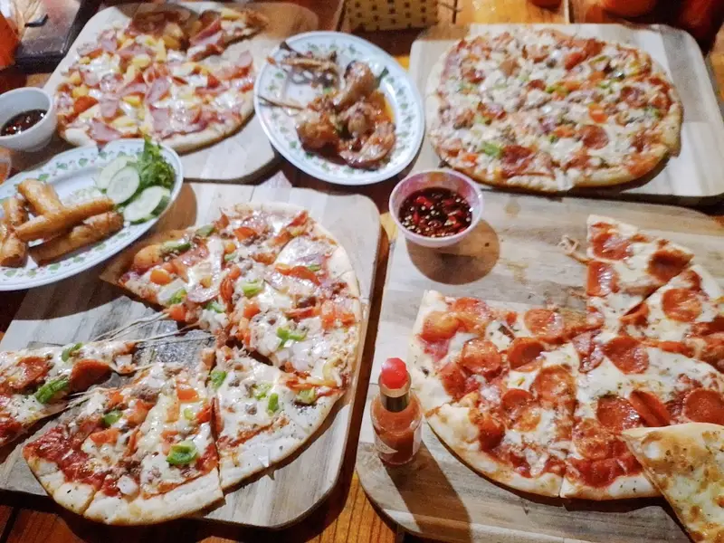 Drifter’s Paradise Pizza