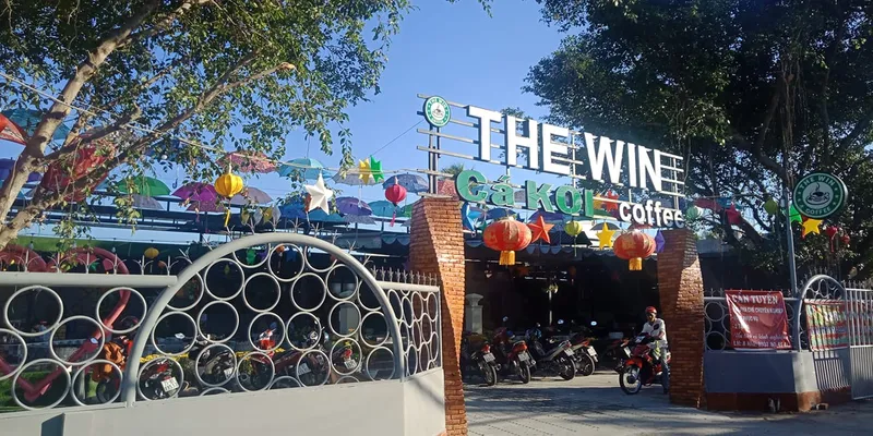 The Win Coffee Cá Koi - Bến Tre