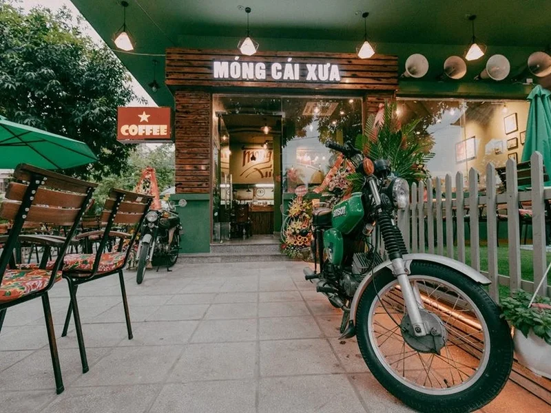 Cafe Móng Cái Xưa