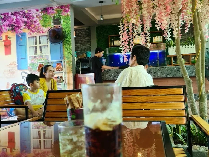 Cà Phê Như Ý