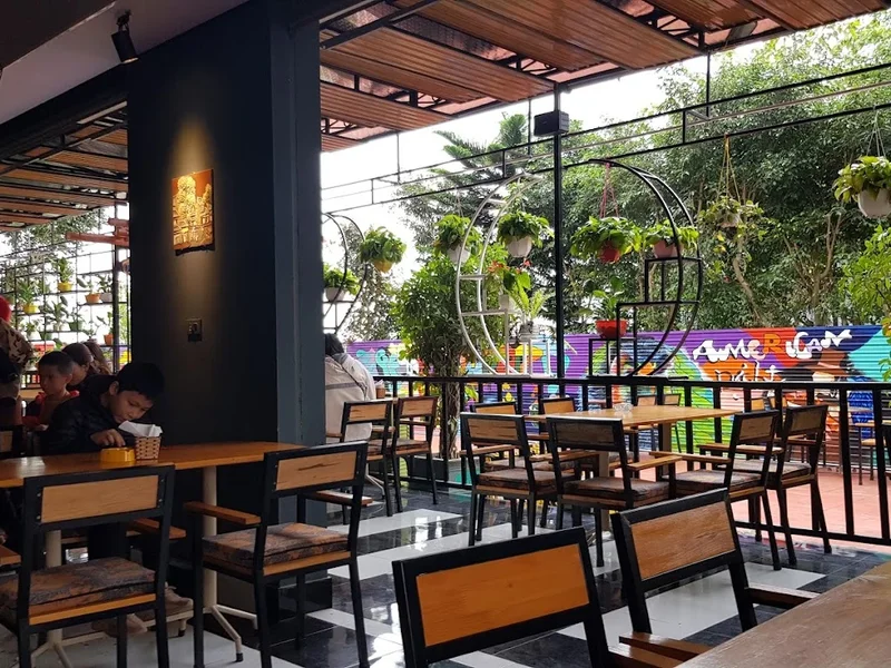 Milan - Caffe and Tea