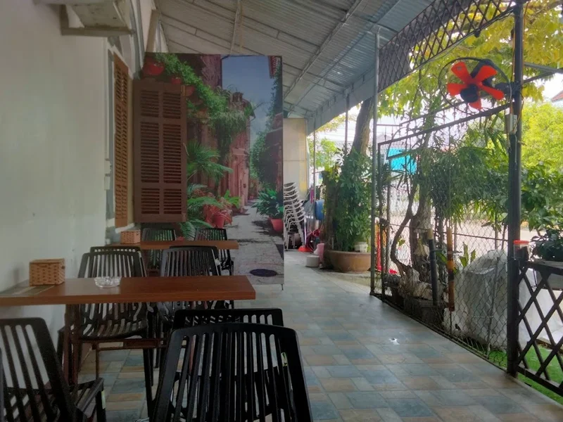 Cà Phê Bằng Lăng