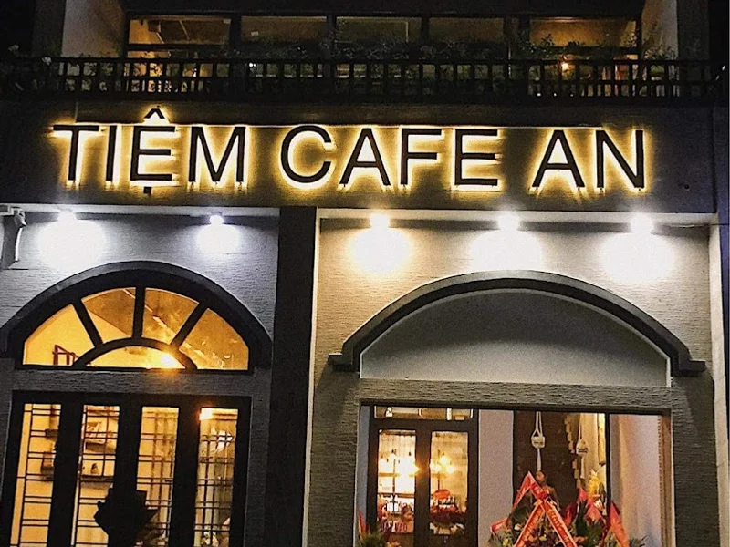 Tiệm Cafe An