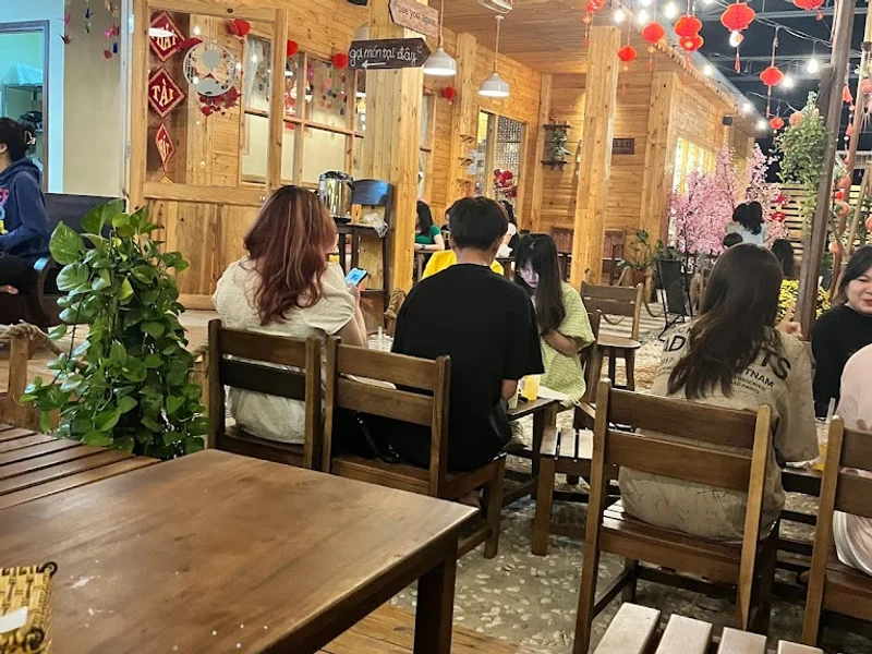 Xuân Thì - Tiệm cà phê và trà