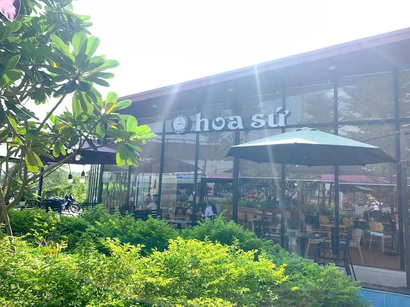 Hoa Sứ Coffee