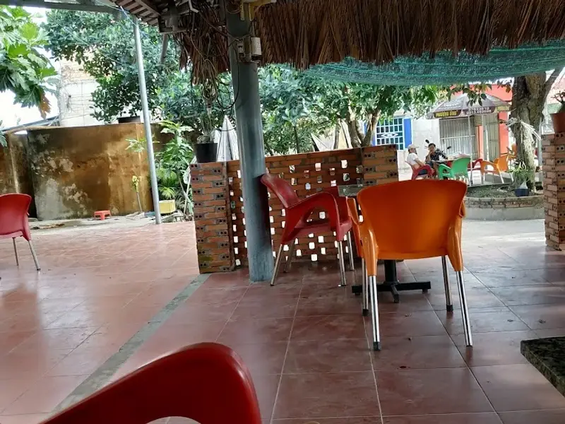 CAFE SÂN VƯỜN THỦY MỘC