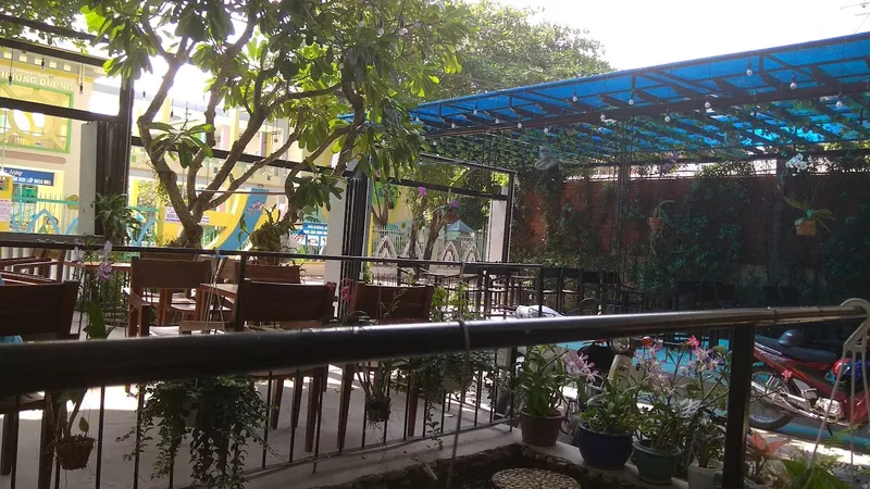 Thác Nước Cafe