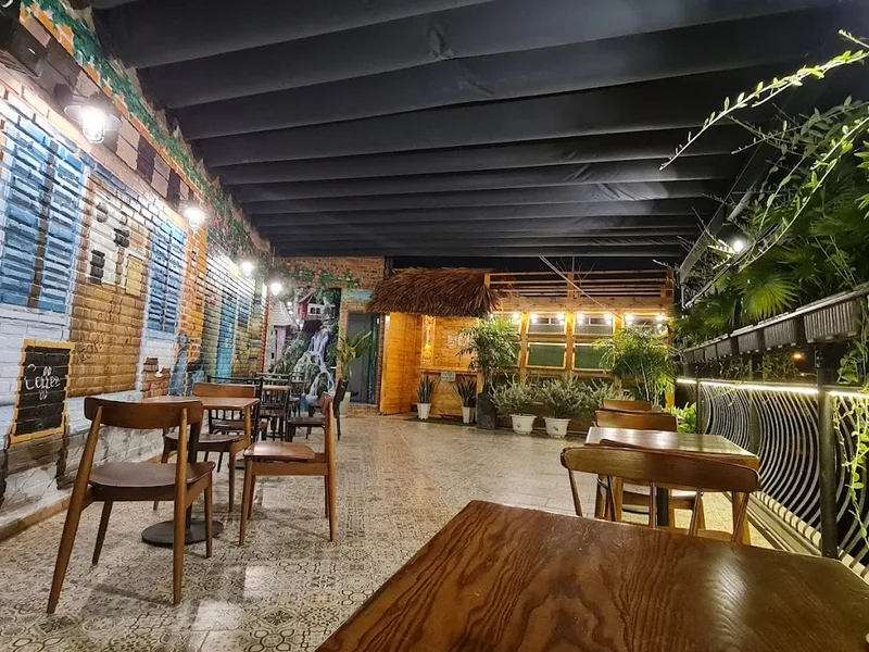 RIVERSIDE GARDEN coffee and drink