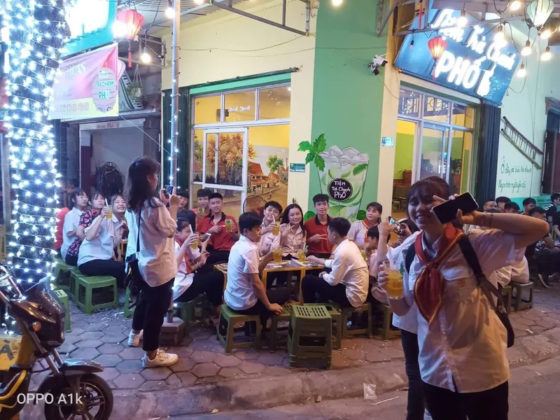 Tiệm Trà Chanh Phố