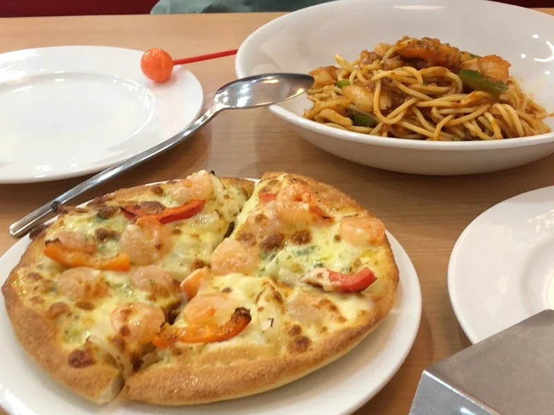 Pizza Hut - BigCVinh