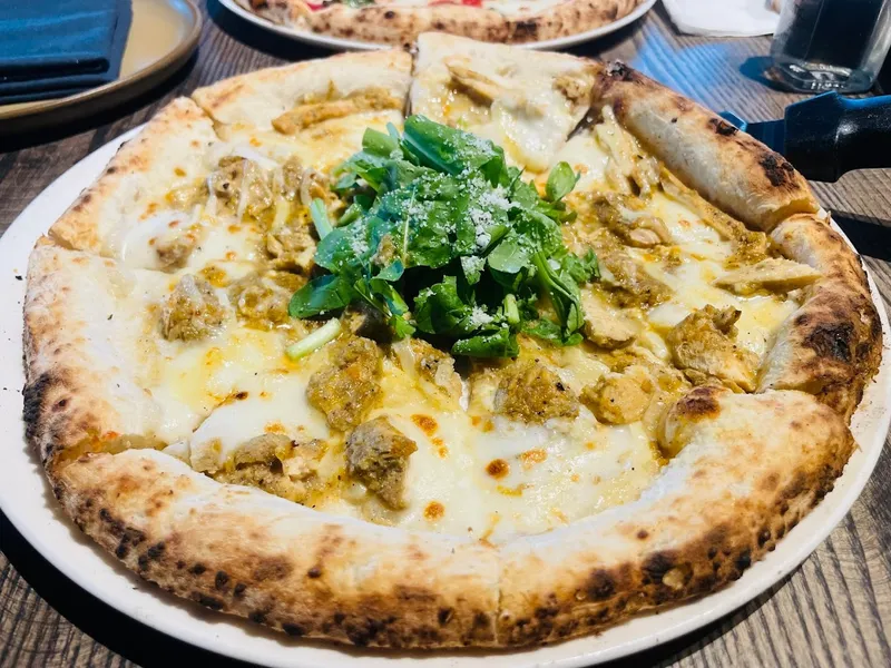 Pizza 4P's Vincom Long Biên