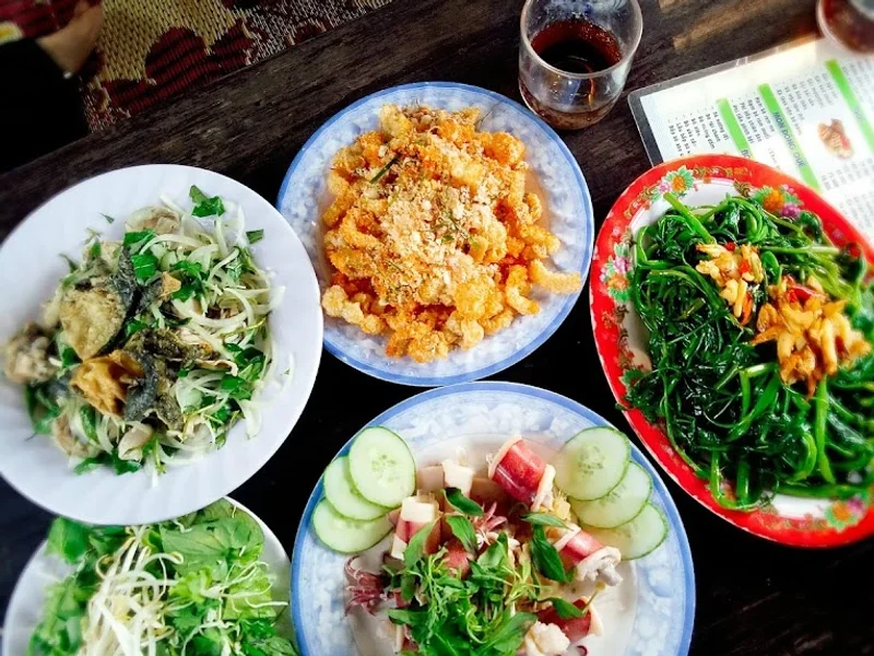 Vân Chiều Quán