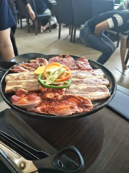 Nhà Hàng KKUM KKUM BBQ