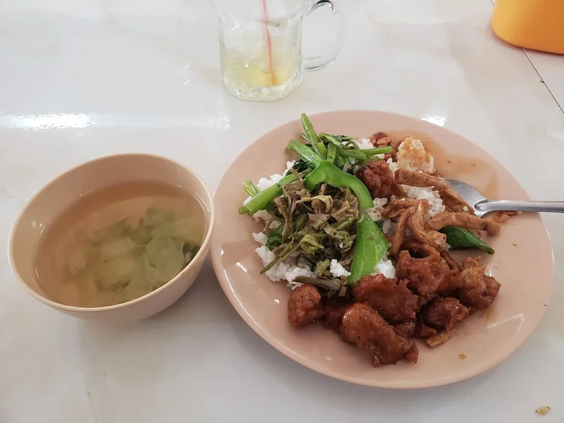 Quán chay Như Ý 2 ( SỰ )