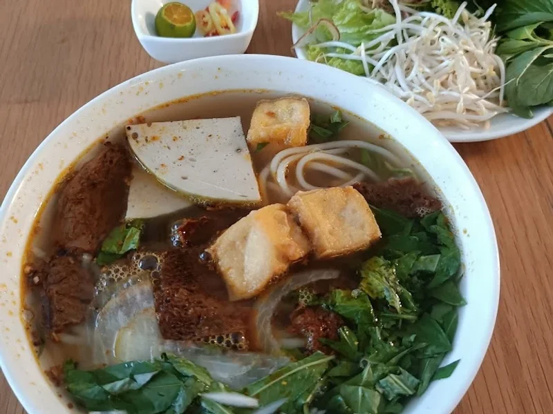 Tiệm Cơm Chay Nhân Tân