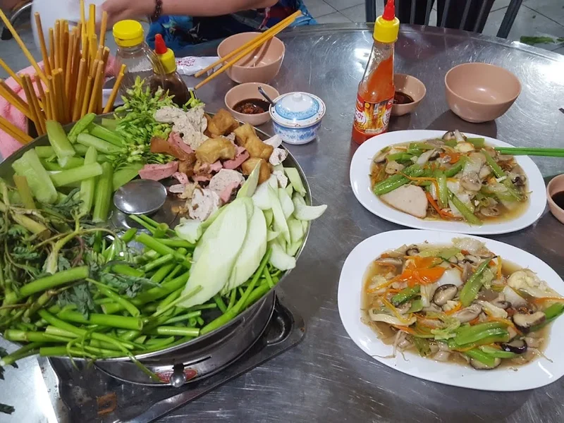 Quán Cơm Chay Khai Tâm - Bình Dương