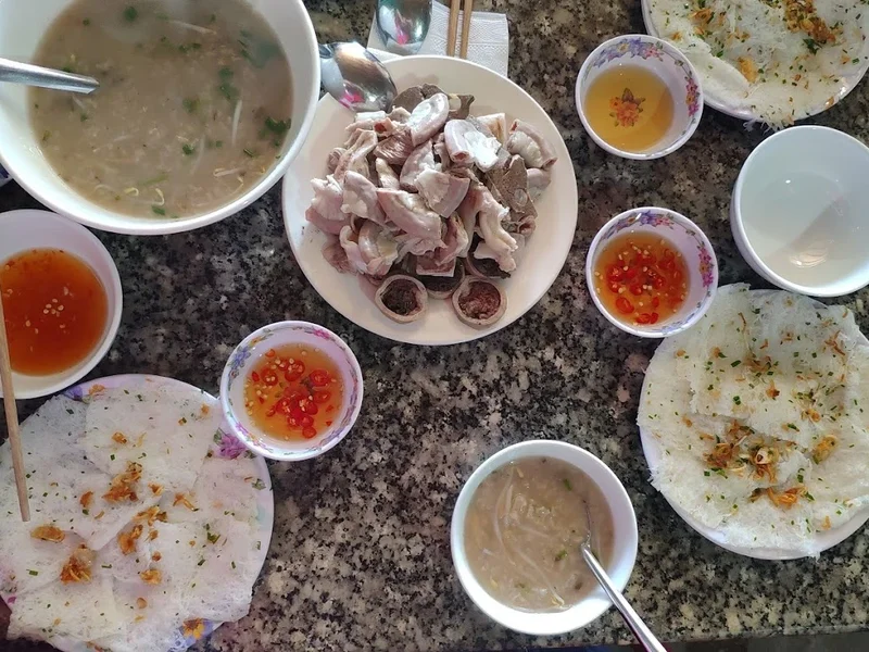 Cháo lòng Bà Mén Di Linh (Đơn Dương)