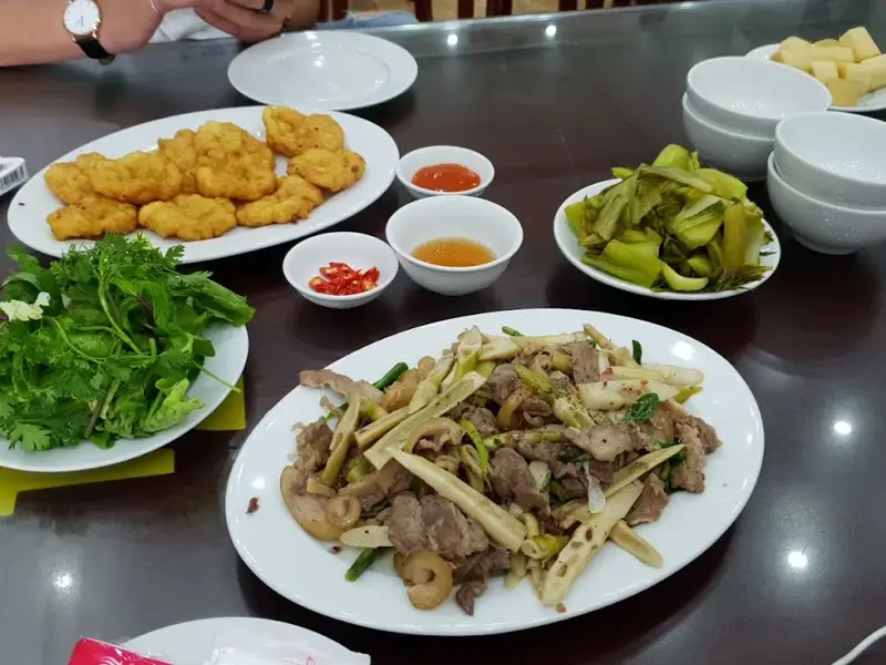 Nhà hàng Cơm quê Hoa Lựu