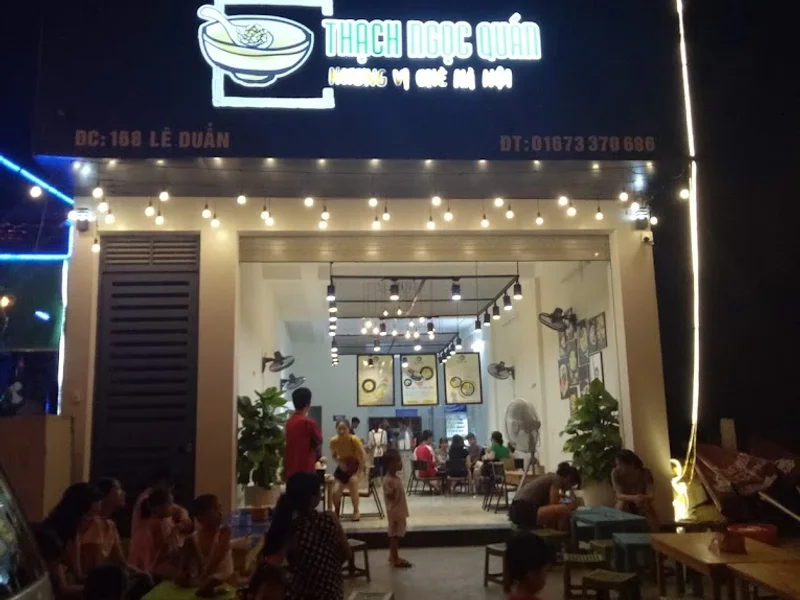 Thạch Ngọc Quán