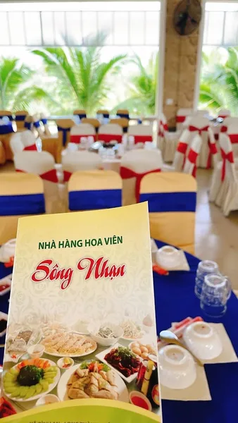 Nhà hàng Hoa viên Sông Nhạn