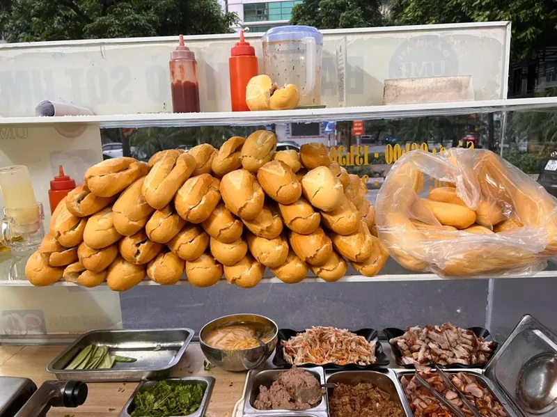 Tiệm Bánh Mì Umi