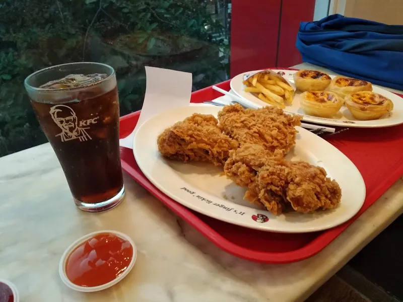 KFC Ba Mươi Tháng Tư