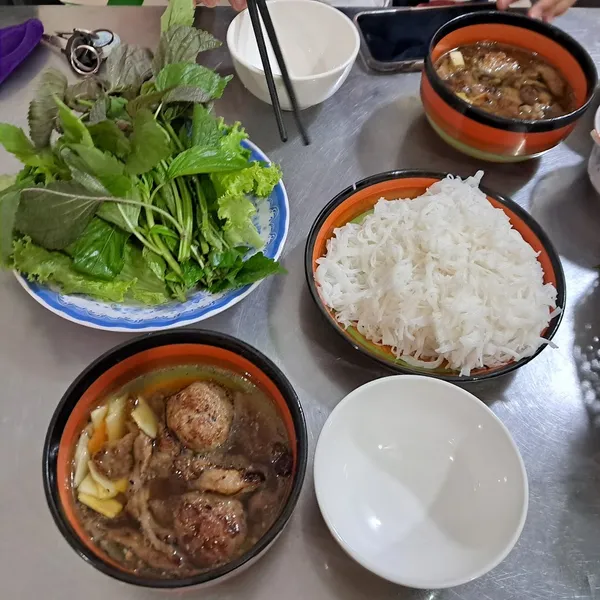 Quán bún chả Hà Nội Siêu Ngon