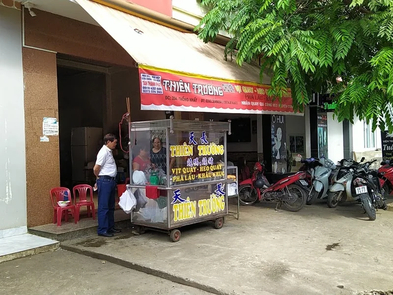 Quán Vịt Quay - Heo Quay Thiên Trường