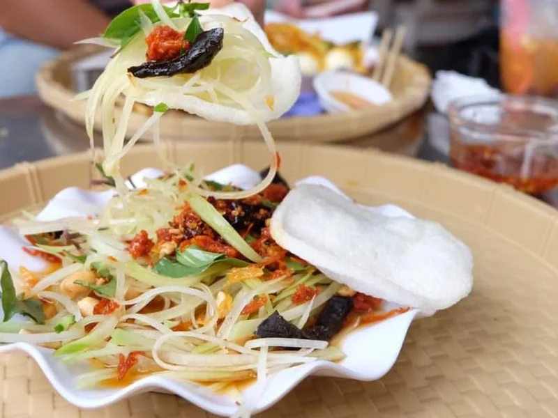 Bánh tráng trứng Cô Đào