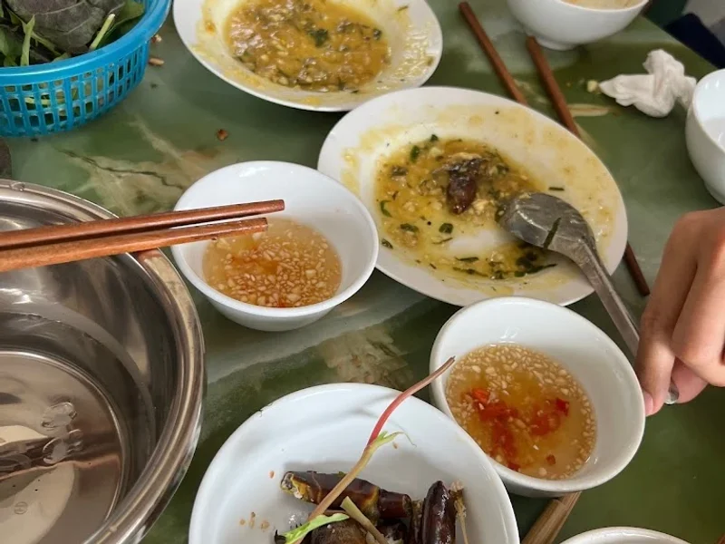 Quán Sam Bà Tỵ chính hiệu cột 5