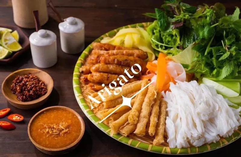 Phố ăn vặt Arigato Hà Tĩnh