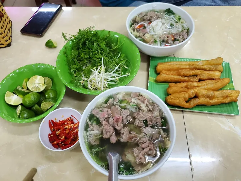 Phở Việt gia truyền