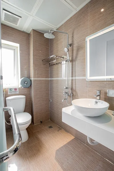 Keypad Hotel (Saki Hotel) - Số 28 Dịch Vọng Hậu