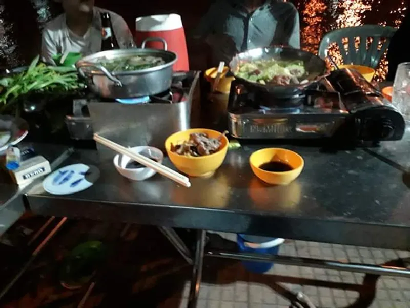 Lẩu Bò Yến