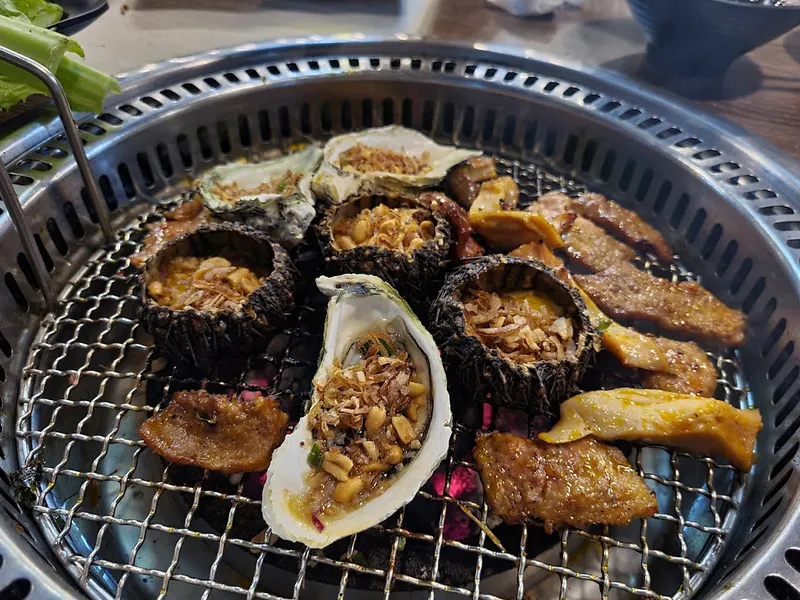 BUFFET LẨU NƯỚNG - TAKO BBQ